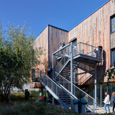 Notre-Dame des Oiseaux : Collège, Lycées, Gymnases