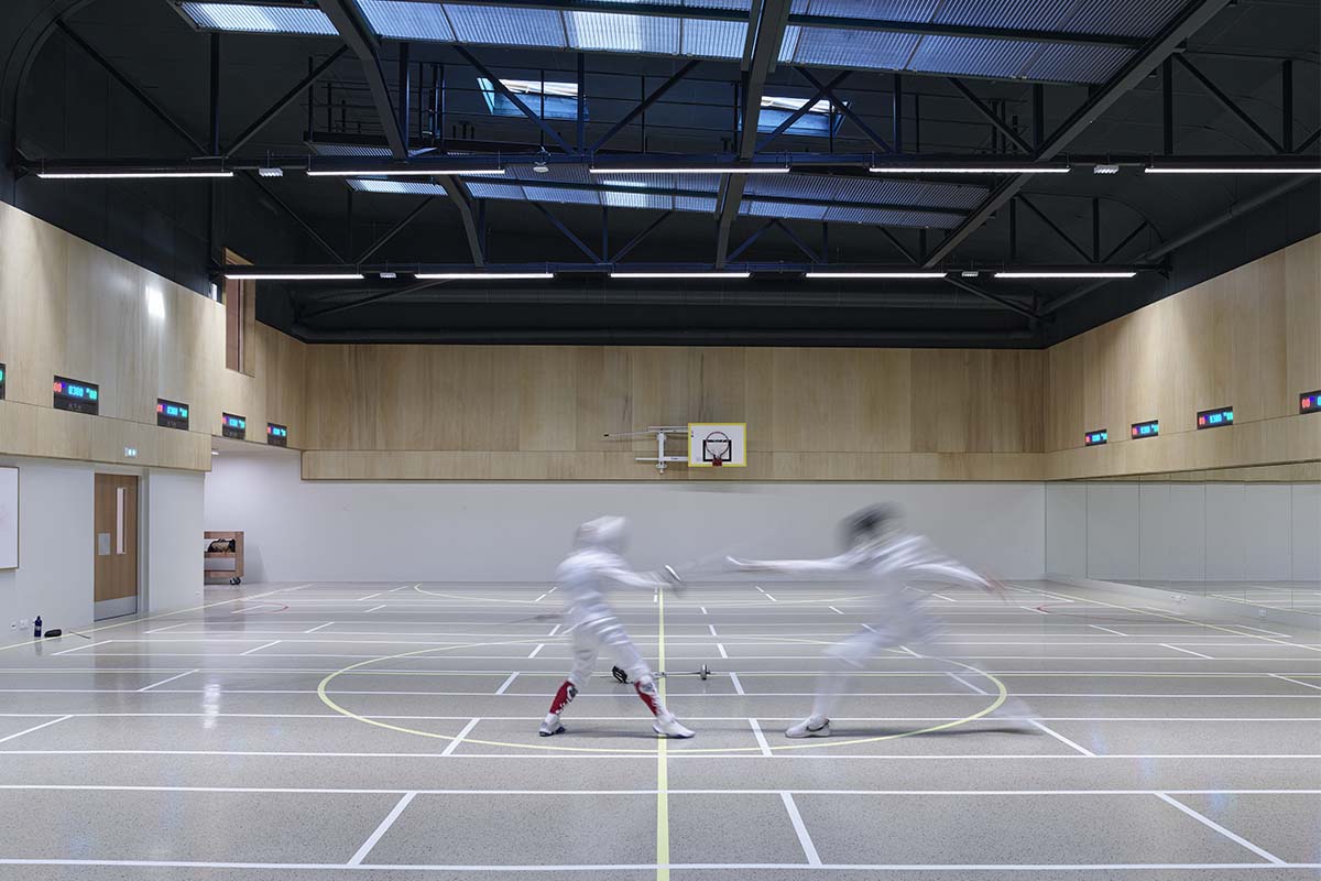 Gymnase Dôme - salle d'armes